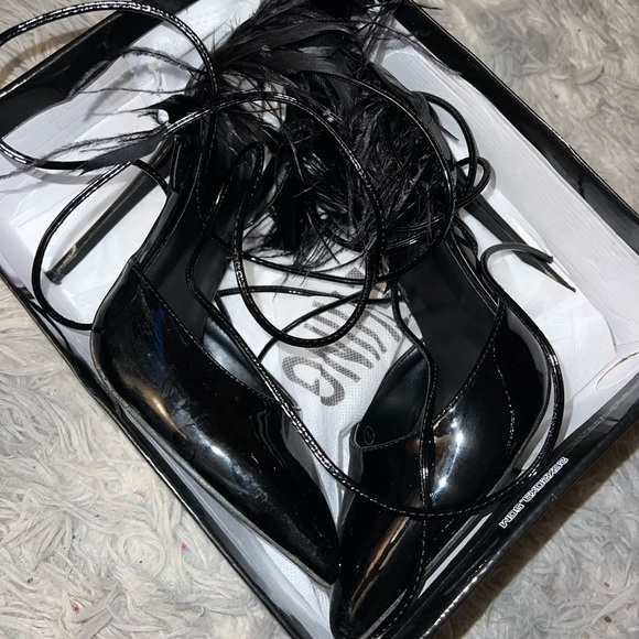 Prettylittlething black heels - Picture 5 of 6